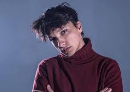 Ultimo sta insieme alla figlia di Heather Parisi