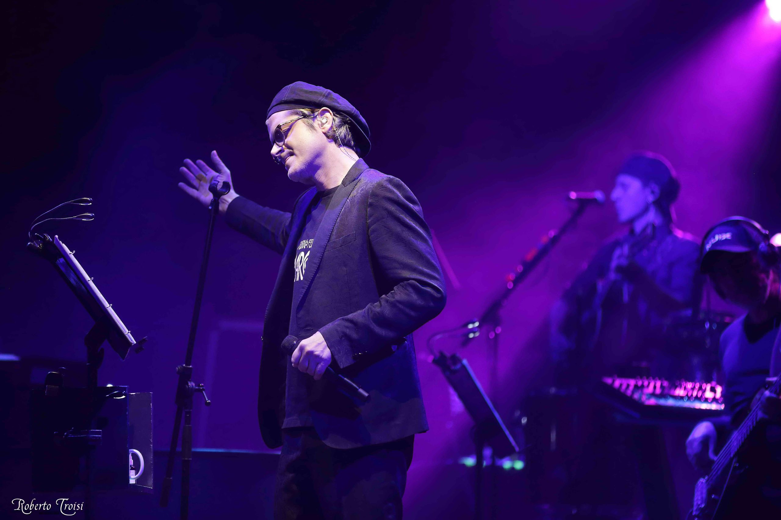 Samuele Bersani: Il ritorno a Torino 2022 12 MG 72350 scaled