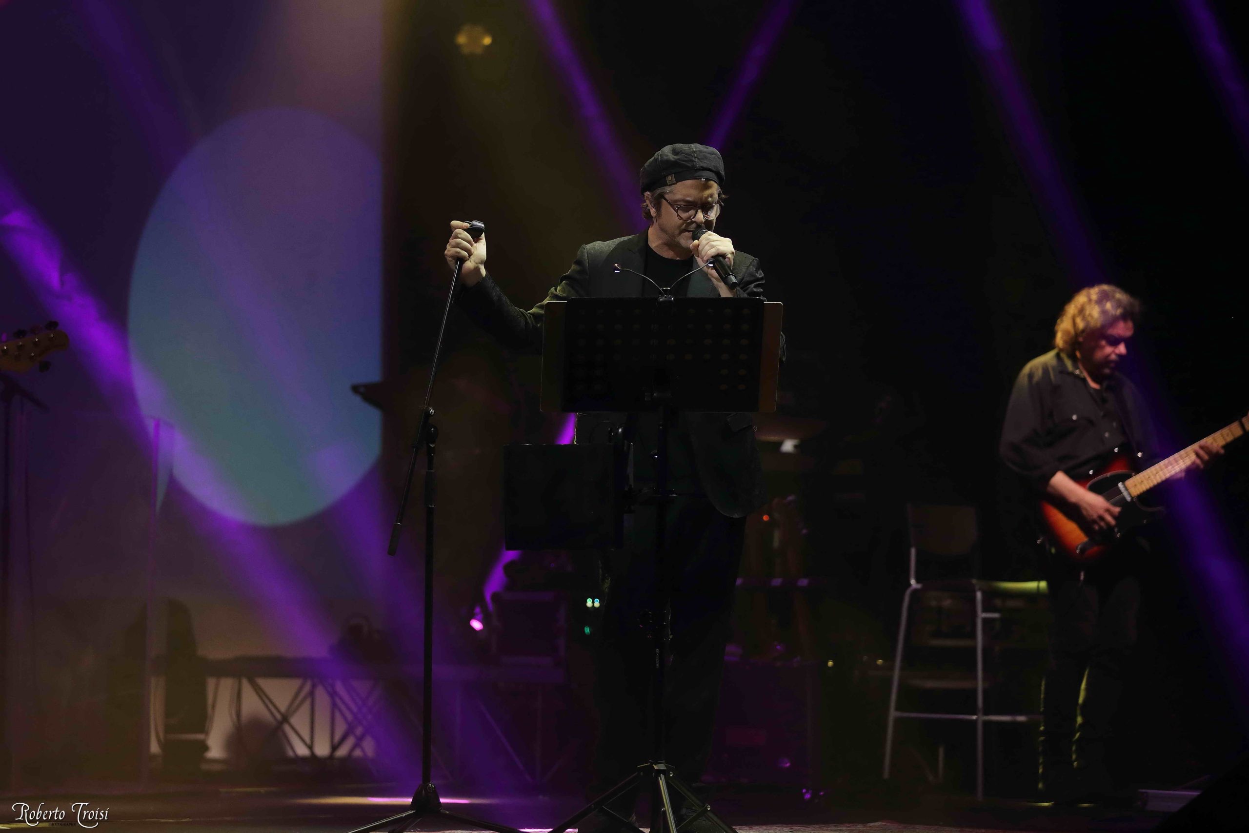 Samuele Bersani: Il ritorno a Torino 2022 19 MG 72950 scaled