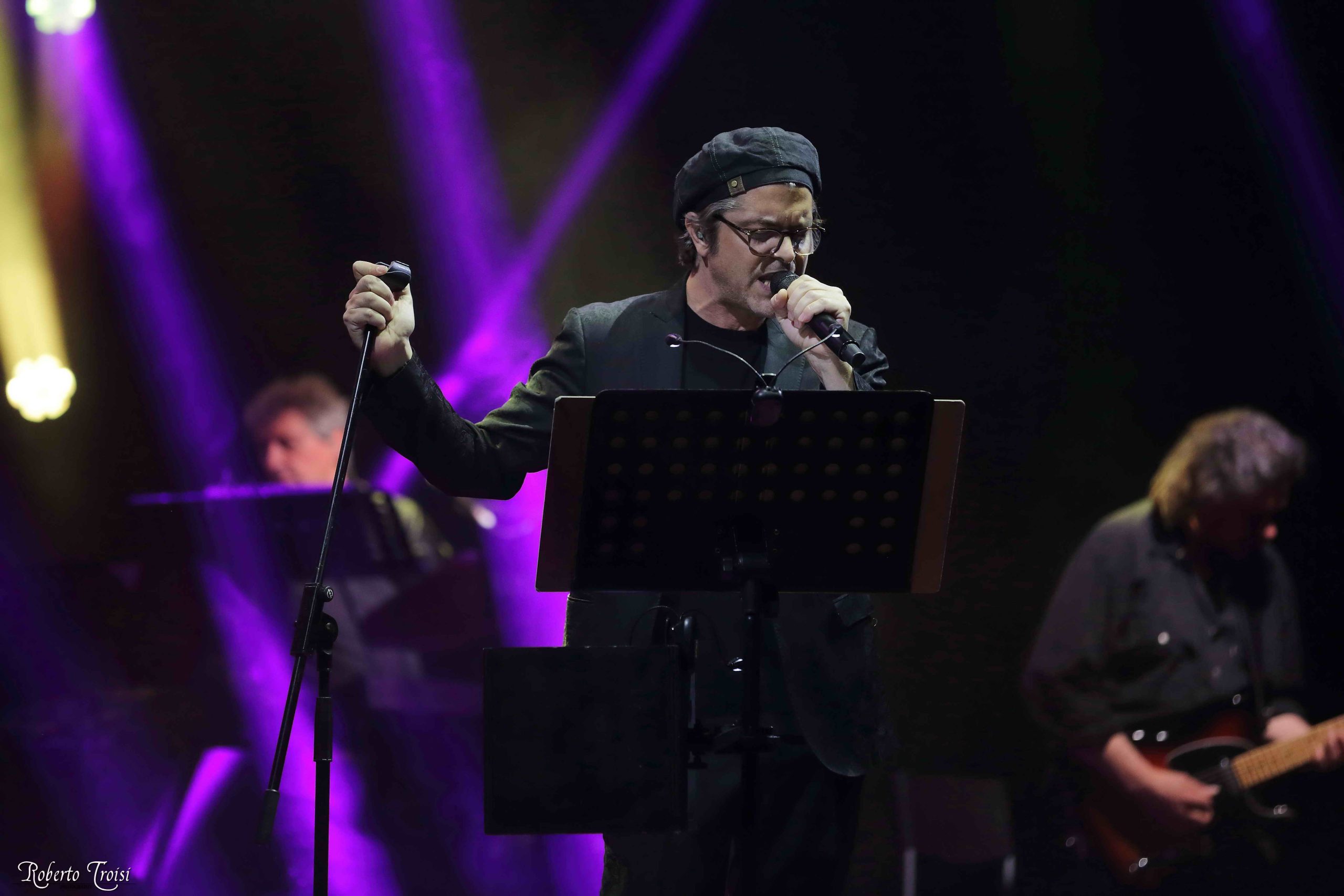 Samuele Bersani: Il ritorno a Torino 2022 20 MG 73010 scaled