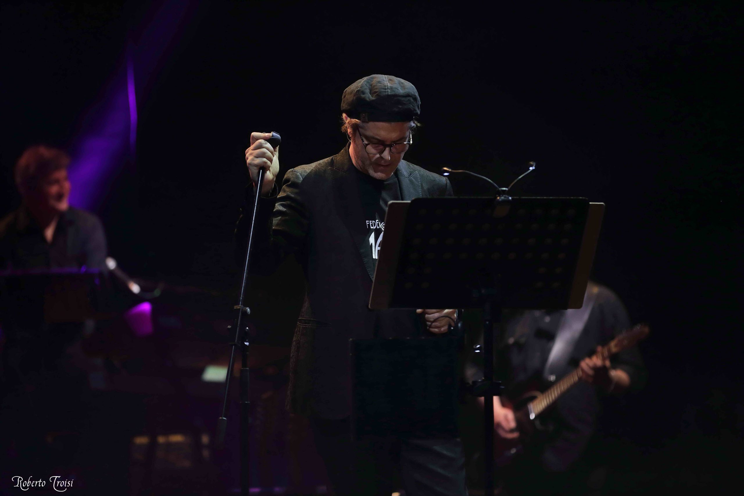 Samuele Bersani: Il ritorno a Torino 2022 22 MG 73160 scaled